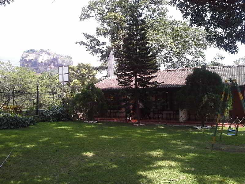Sigiriya Rest House Εξωτερικό φωτογραφία